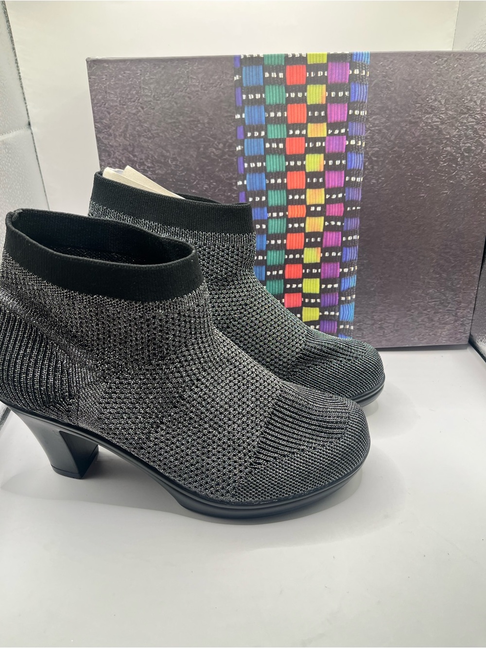 bernie mev. New Women’s EU35 US5 Stretch Knit Ankle Booties - Gunmetal